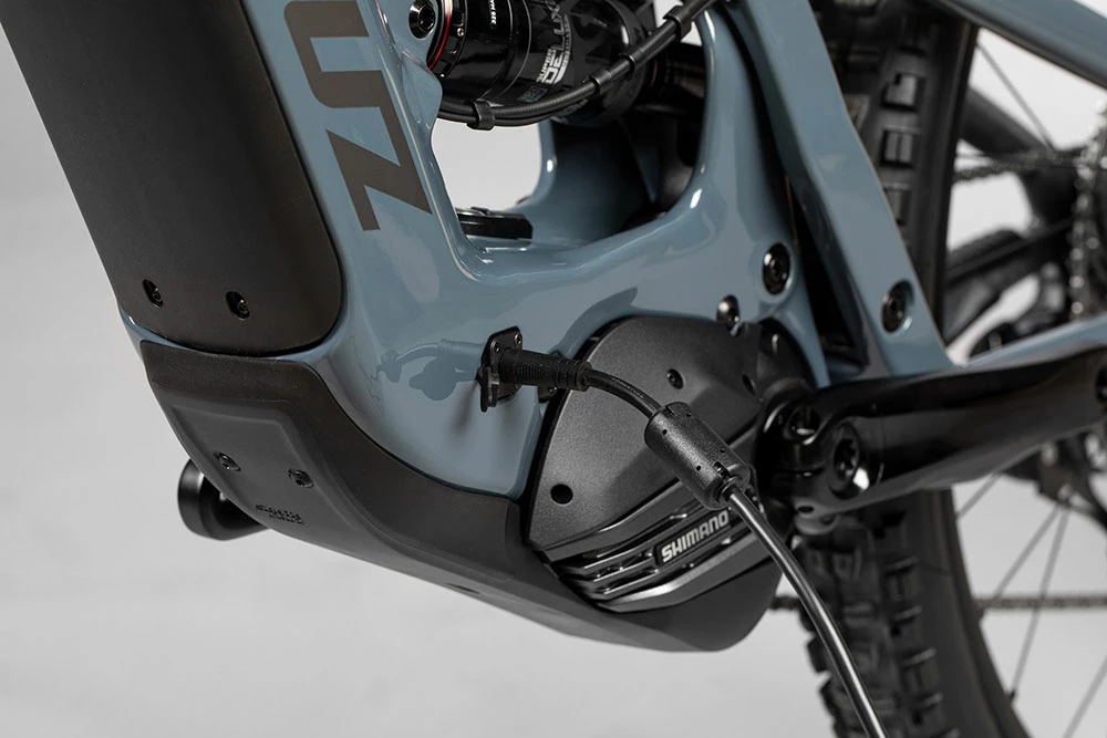 Santa Cruz Heckler C S 4 Santa Cruz Heckler C S – Image 2