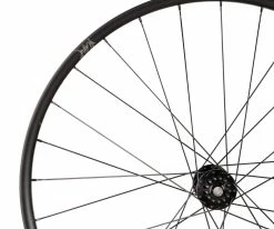 Tune Race 25 29" Boost Roue Avant