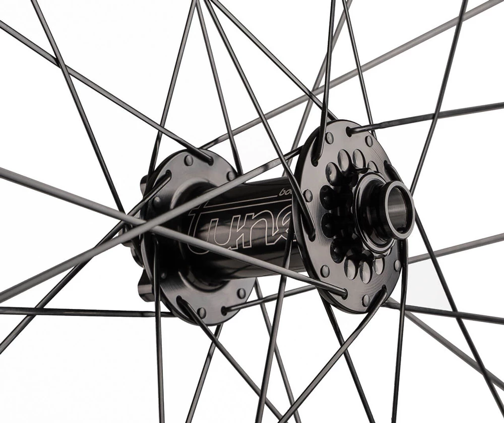 Tune Race 25 29" Boost Roue Avant 4 Tune Race 25 29" Boost Roue Avant – Image 2