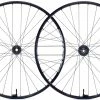 ZIPP Jeu De Roues 3ZERO Moto 29" Tubeless Boost Sram/Shimano 2 ZIPP Jeu De Roues 3ZERO Moto 29" Tubeless Boost Sram/Shimano -vélo de route Zipp 3ZERO Moto Tubeless Boost Laufradsatz silver stealth