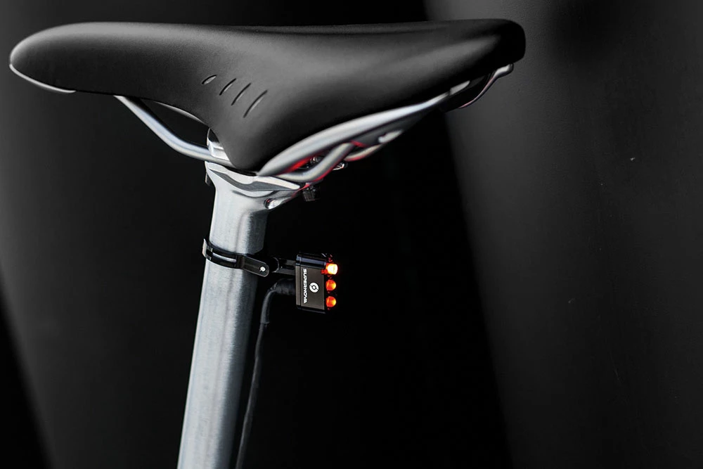Supernova E3 Seat Post Tail Light 2 (6V) - Feu Arrière 4 Supernova E3 Seat Post Tail Light 2 (6V) - Feu Arrière – Image 2